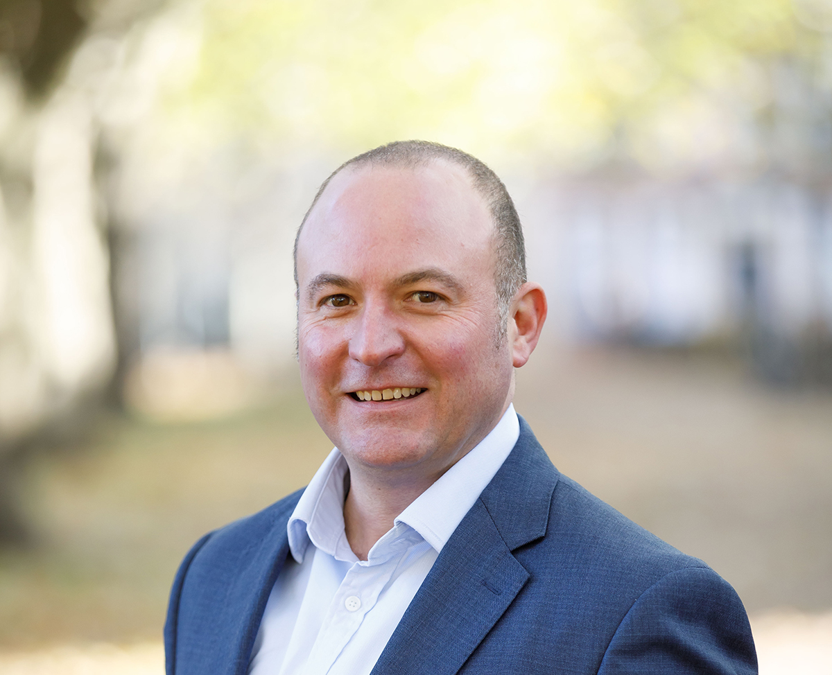 Brendan Rabak PLANNING AHEAD - KEY QUESTIONS FOR SMES - Lifecycle